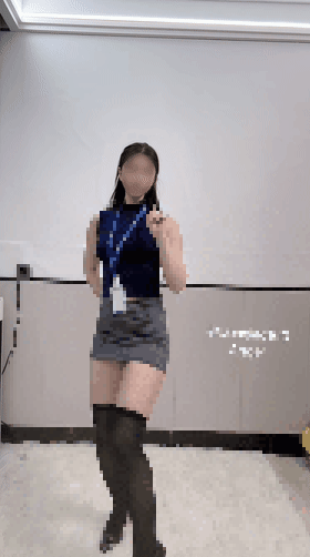 【重磅】大学舞蹈生【小乔（以安）】最新付费裸舞 新舞蹈