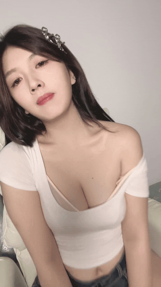 白月光女神【豆豆姐姐】，绝世容颜 脱光抠逼-13
