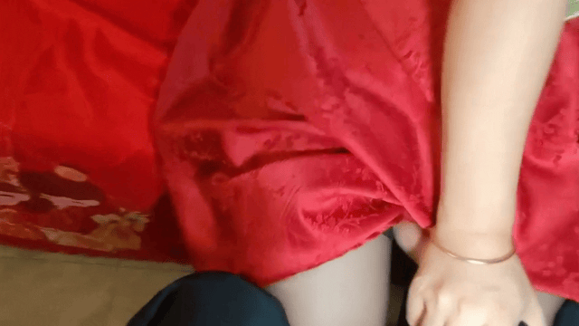 结婚当天和表姐乱伦❤️趁着酒席还没有结束在房间里干-4
