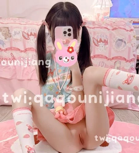 小怡丸(蛋卷)@k_dash091206 [整合含新] [258门槛] 43分钟 顶级酥胸白虎萝莉福利订阅合集 [53P24V-2.75G]
