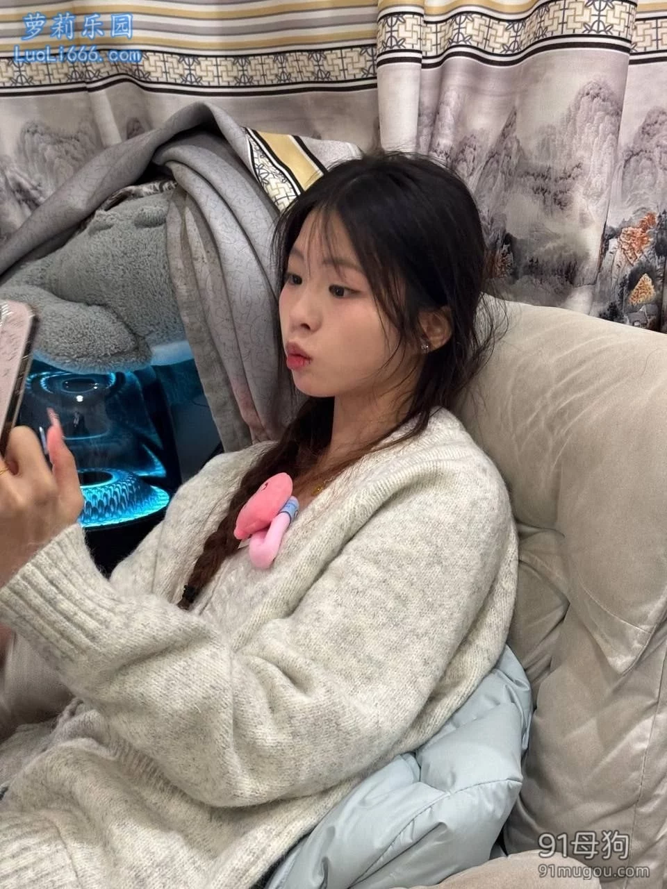 【iCould泄密】多毛高冷嫩妹露脸性爱自拍，JK裙萝莉鞋脸穴同框【23V15P+618M】