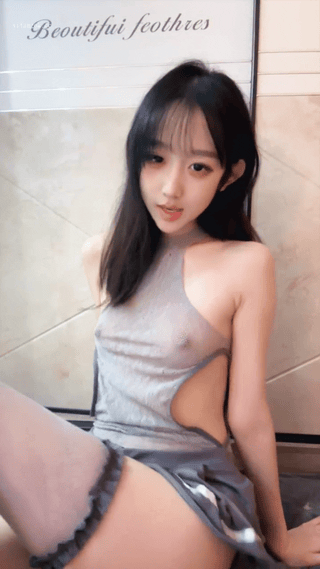 极品校花【一张小宝贝】粉色蝴蝶 无套狠操内射精液流一屁股-4