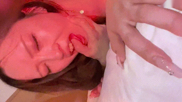 Myfans ティアくん (tiakun_404)【露脸】漂亮妹妹彻底堕落成求操母狗-26