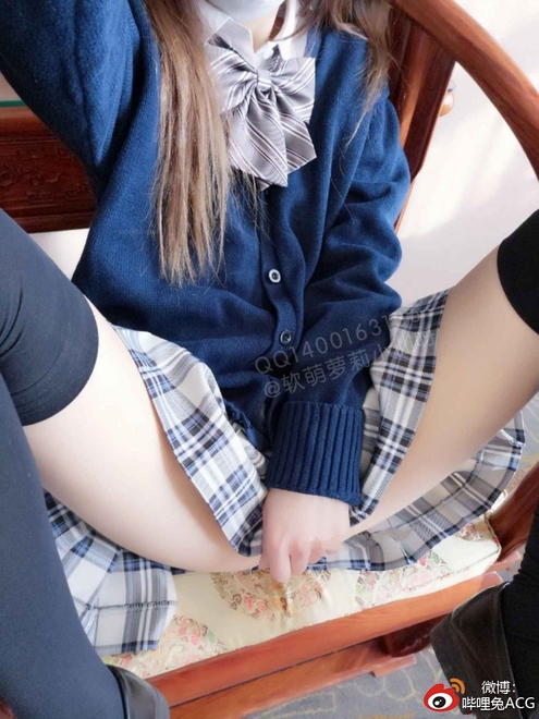 [已补档]软萌萝莉小仙 – JK制服双马尾少女